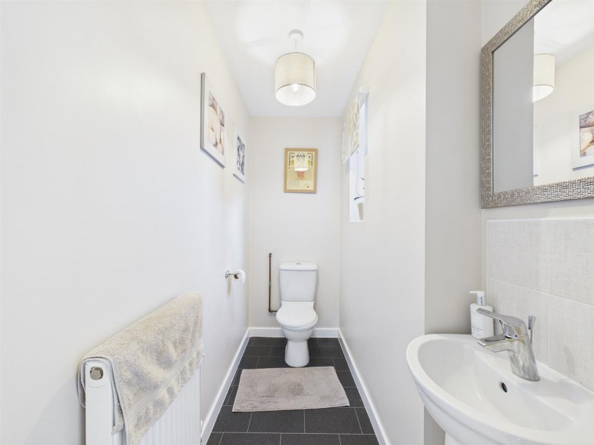 Images for D'arcy Close, Berryfields, Aylesbury