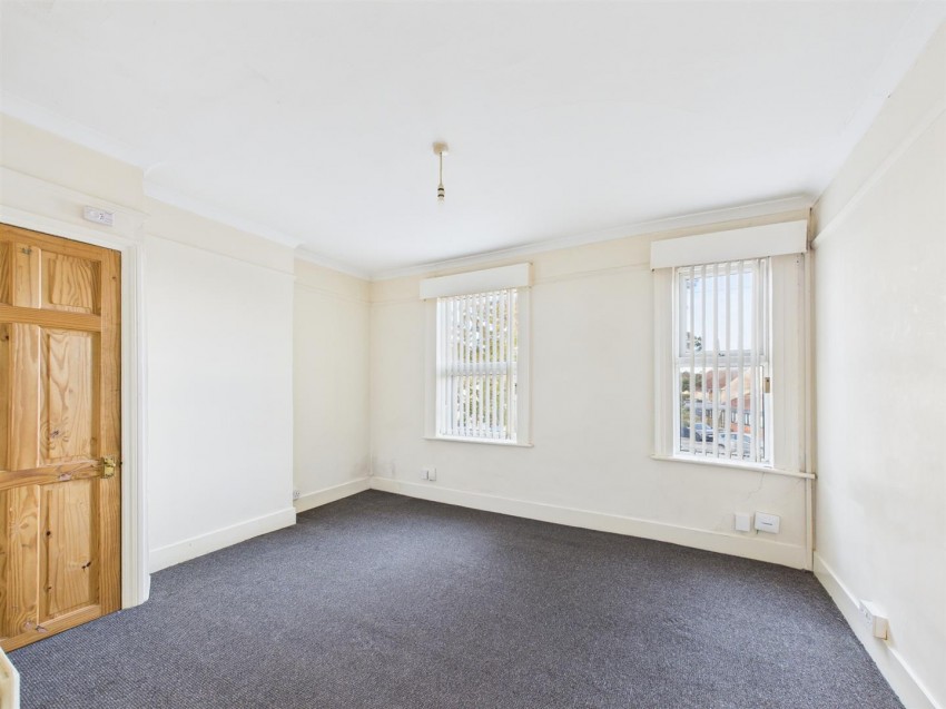 Images for Queens Park, Aylesbury, Buckinghamshire