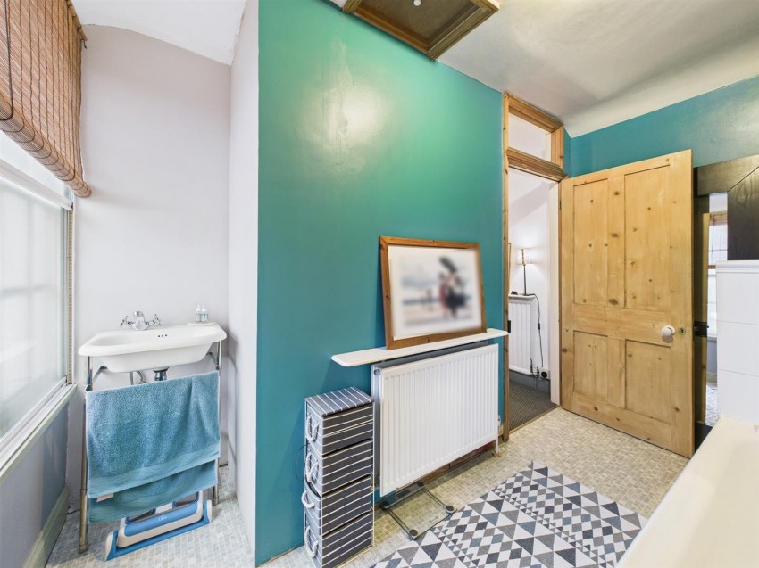 Images for Tring Road, Aylesbury, Buckinghamshire