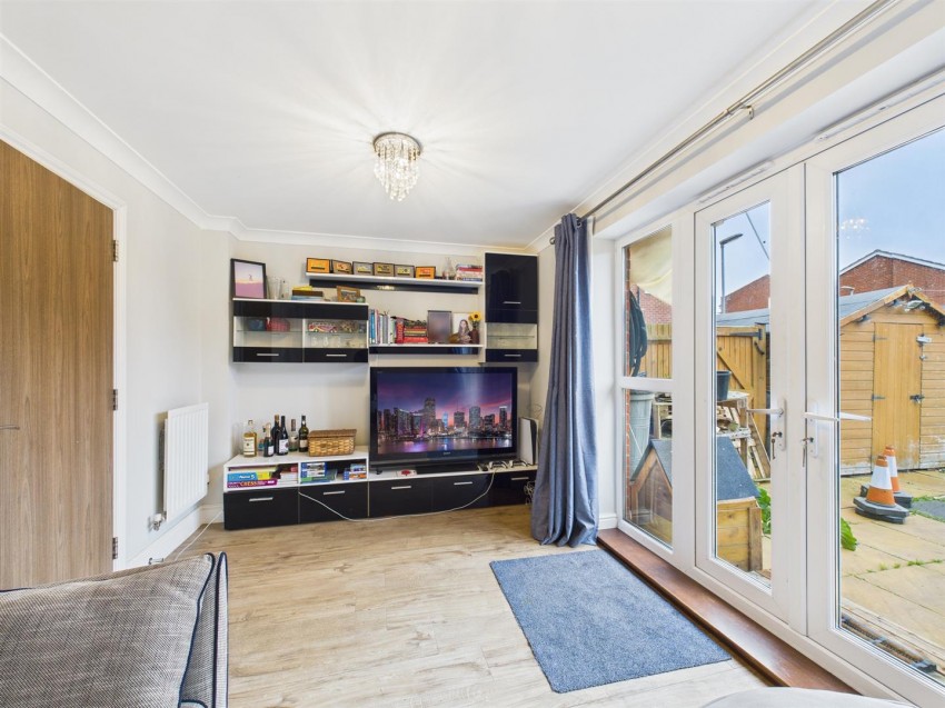 Images for Bramley Road, Berryfields, Aylesbury