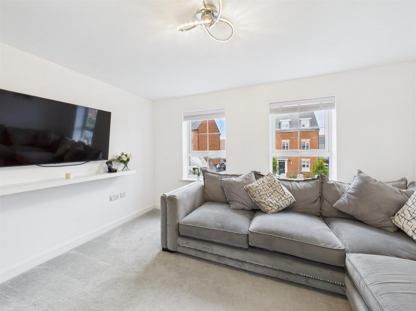 Images for Armstrongs Fields, Kingsbrook, Aylesbury