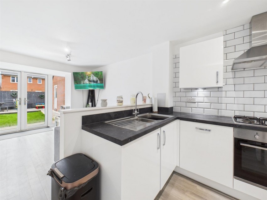 Images for Armstrongs Fields, Kingsbrook, Aylesbury