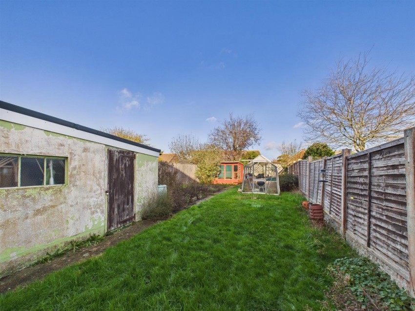 Images for Broughton Avenue, Broughton, Aylesbury