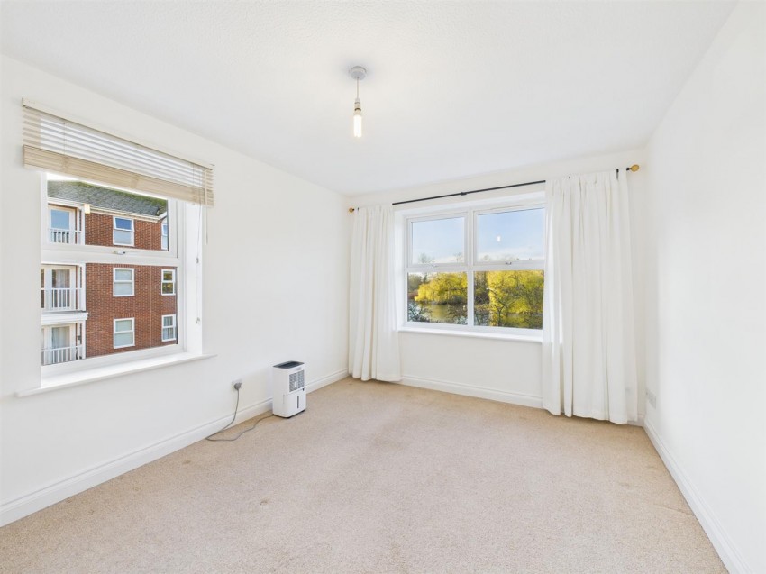 Images for Whinchat, Watermead, Aylesbury