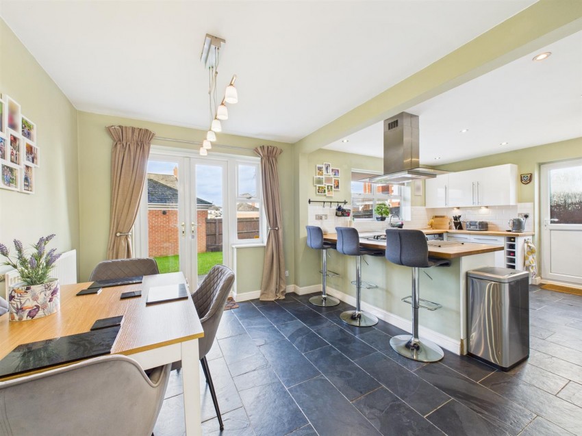 Images for The Falcon, Watermead, Aylesbury