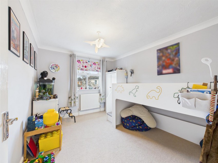 Images for The Falcon, Watermead, Aylesbury