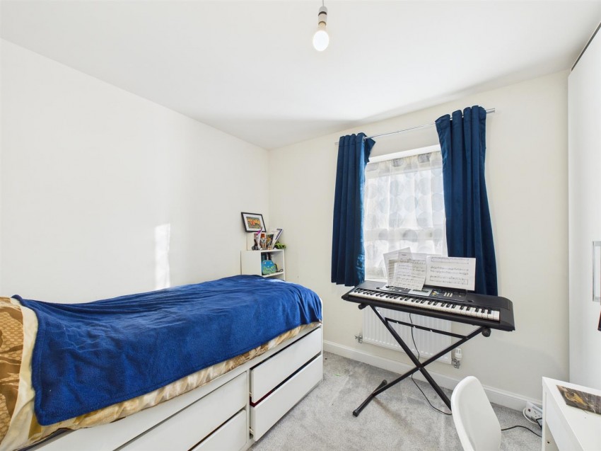 Images for Cranesbill Way, Kingsbrook, Aylesbury