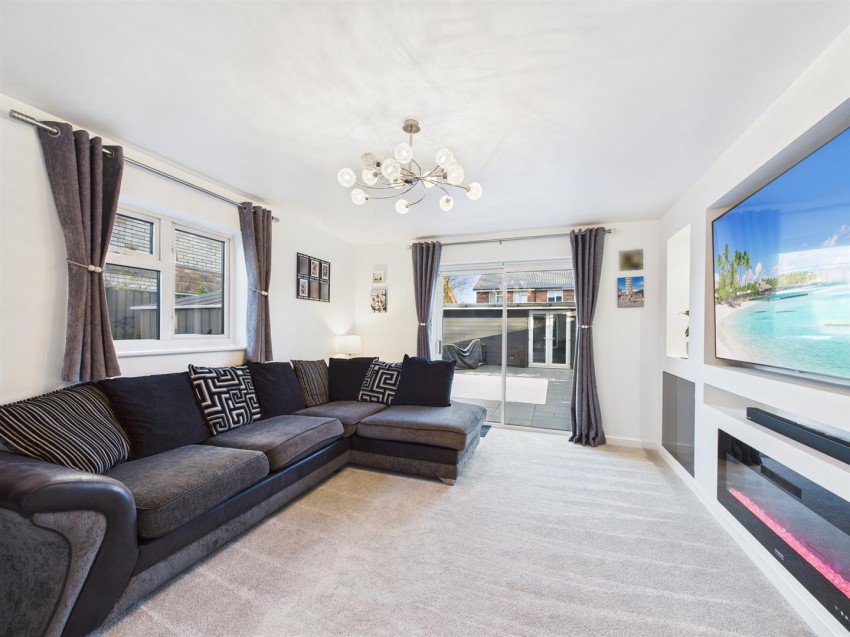 Images for Dicks Way, Quarrendon, Aylesbury