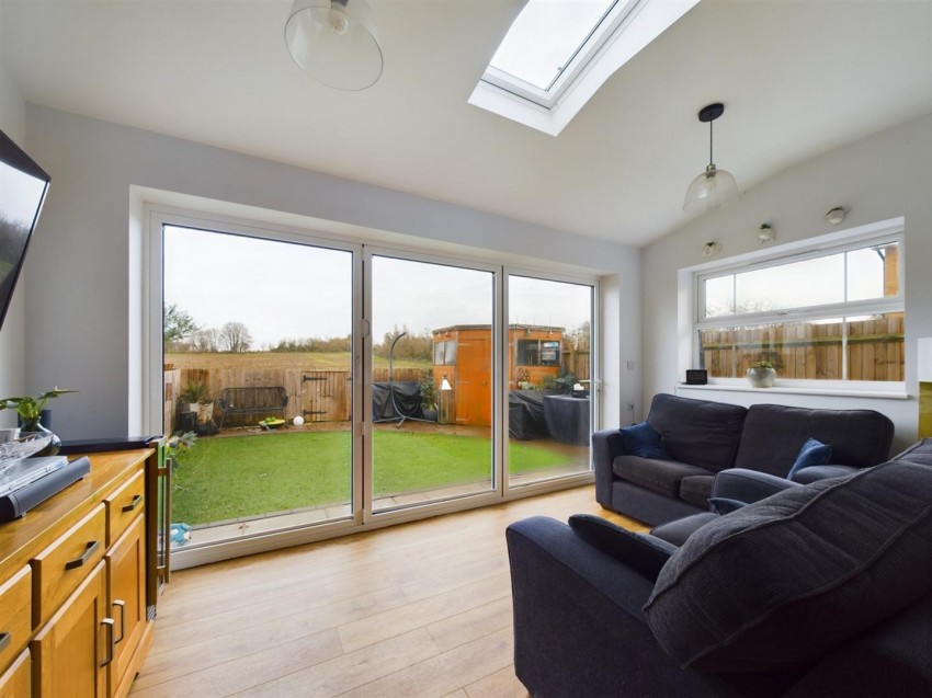 Images for Puffin Way, Watermead, Aylesbury