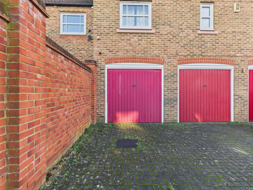 Images for Wedgewood Street, Fairford Leys, Aylesbury