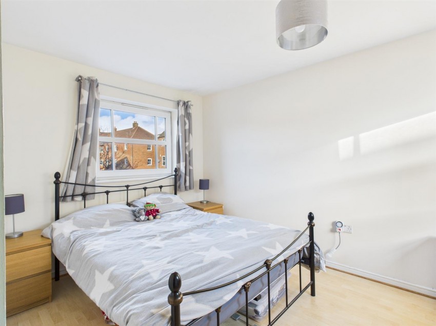 Images for Wedgewood Street, Fairford Leys, Aylesbury