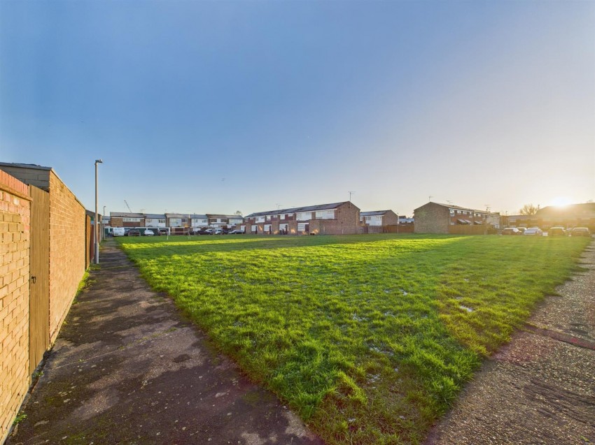 Images for Barnard Crescent, Aylesbury, Buckinghamshire