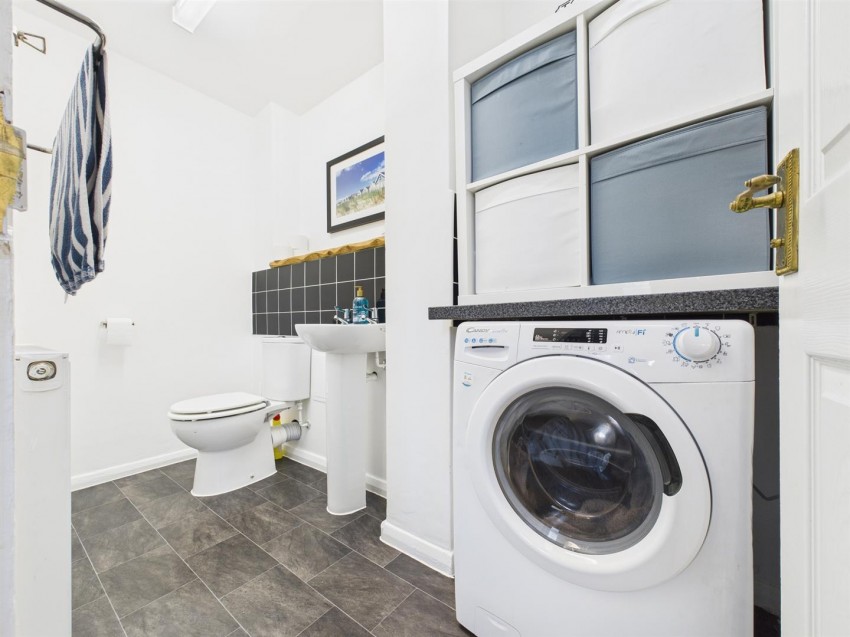 Images for Barnard Crescent, Aylesbury, Buckinghamshire