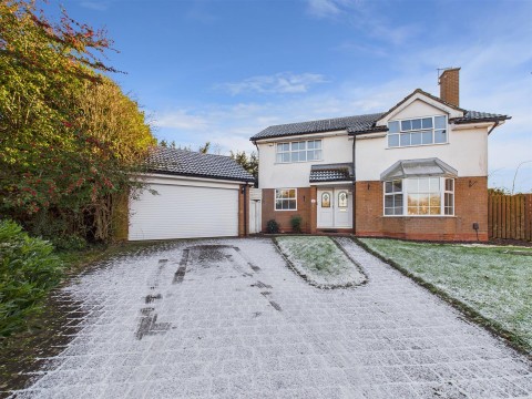 View Full Details for Hales Croft, Stoke Grange, Aylesbury