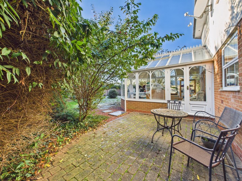 Images for Hales Croft, Stoke Grange, Aylesbury