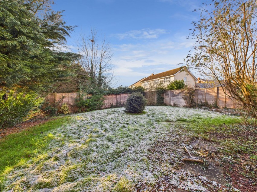 Images for Hales Croft, Stoke Grange, Aylesbury