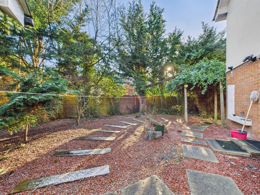 Images for Hales Croft, Stoke Grange, Aylesbury