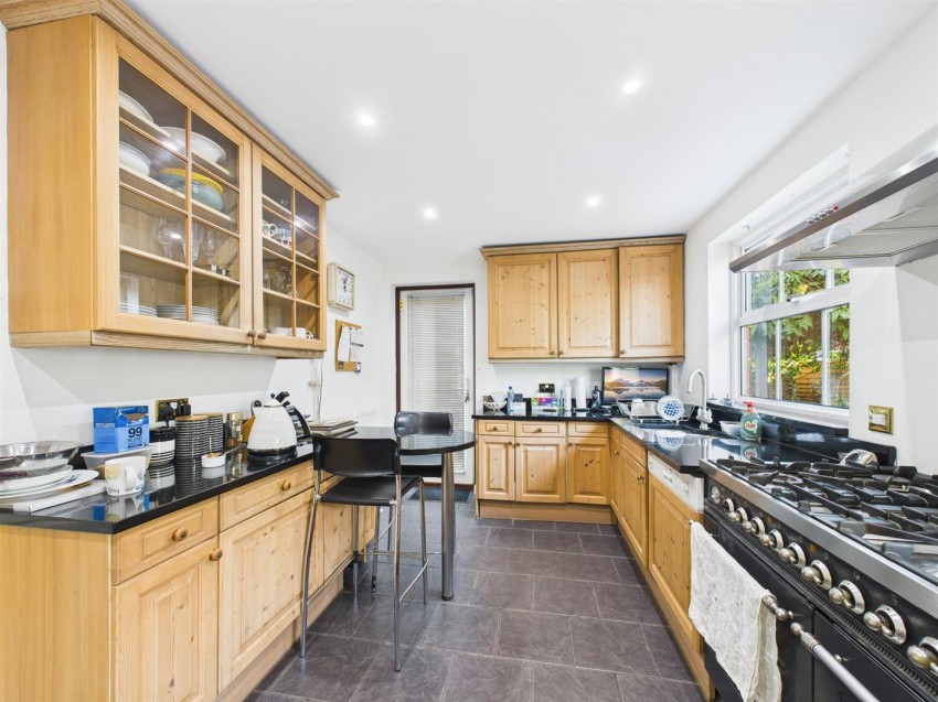 Images for Hales Croft, Stoke Grange, Aylesbury