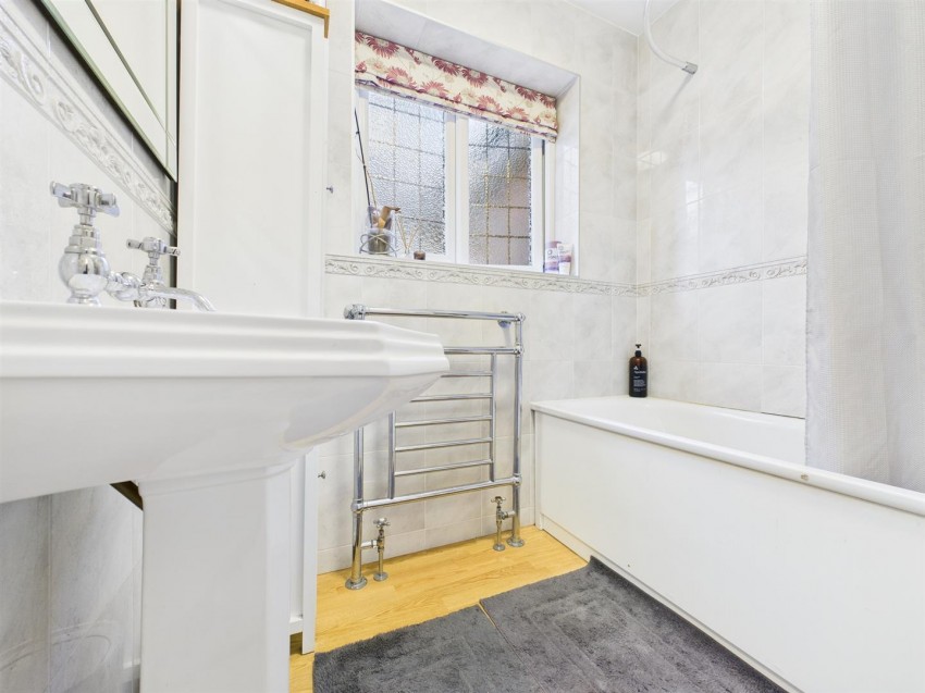 Images for Tring Road, Aylesbury, Buckinghamshire