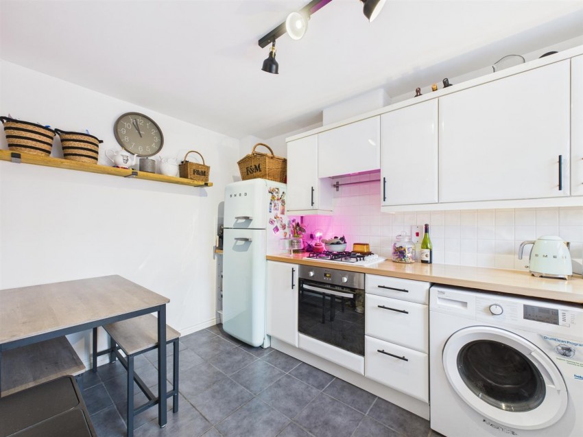 Images for Milford Place, Fairford Leys, Aylesbury