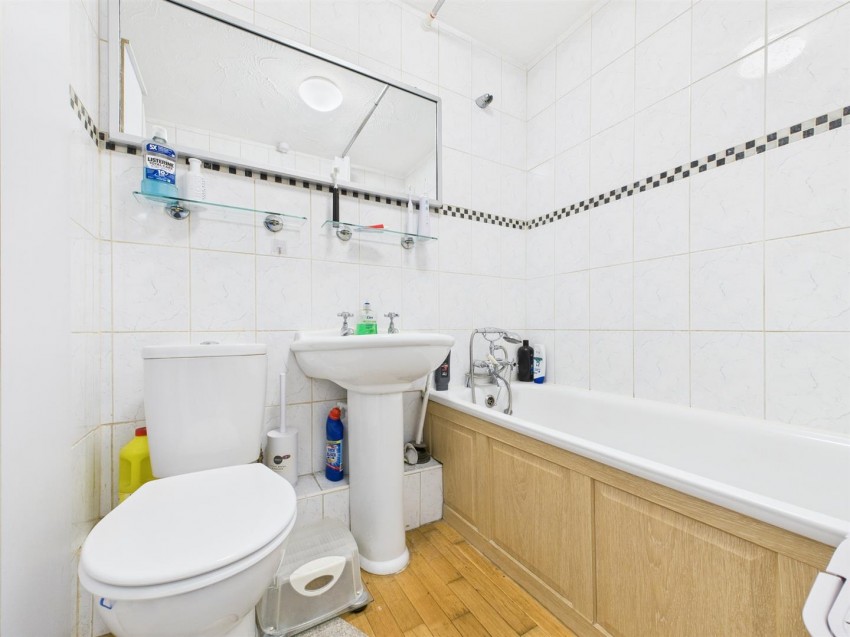 Images for Pearson Close, Aylesbury, Buckinghamshire