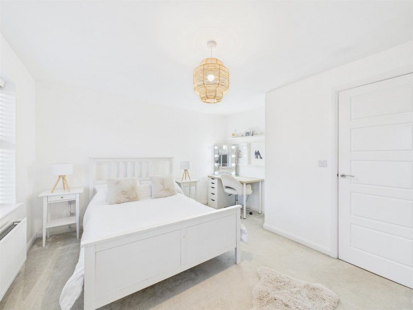 Images for Acorn Path, Kingsbrook, Aylesbury