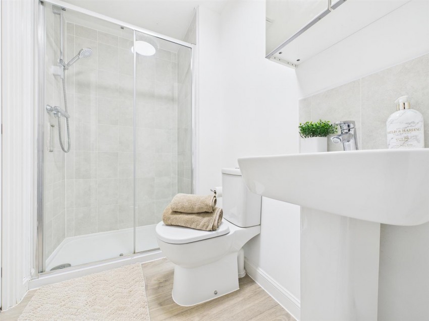 Images for Acorn Path, Kingsbrook, Aylesbury