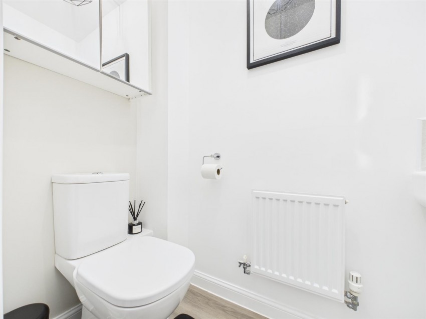 Images for Acorn Path, Kingsbrook, Aylesbury