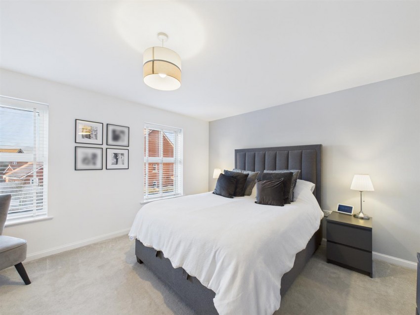 Images for Acorn Path, Kingsbrook, Aylesbury