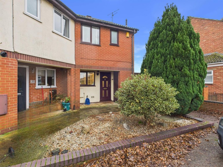 Eastfield Road, Broughton, Aylesbury