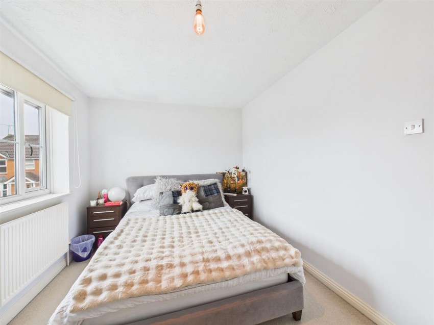 Images for Shelduck Close, Watermead, Aylesbury