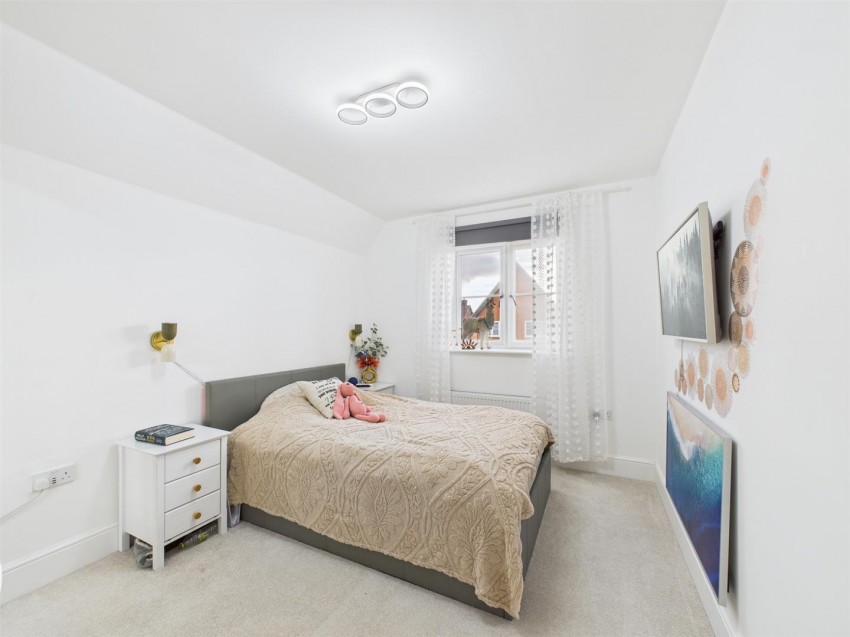 Images for Poplar Way, Ickford, Buckinghamshire