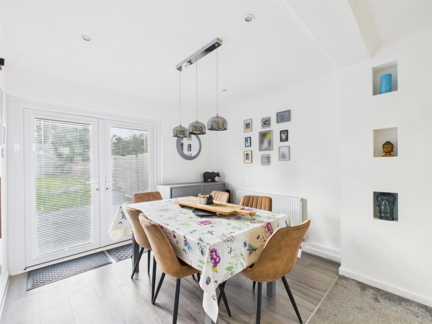 Images for Churchill Avenue, Southcourt, Aylesbury