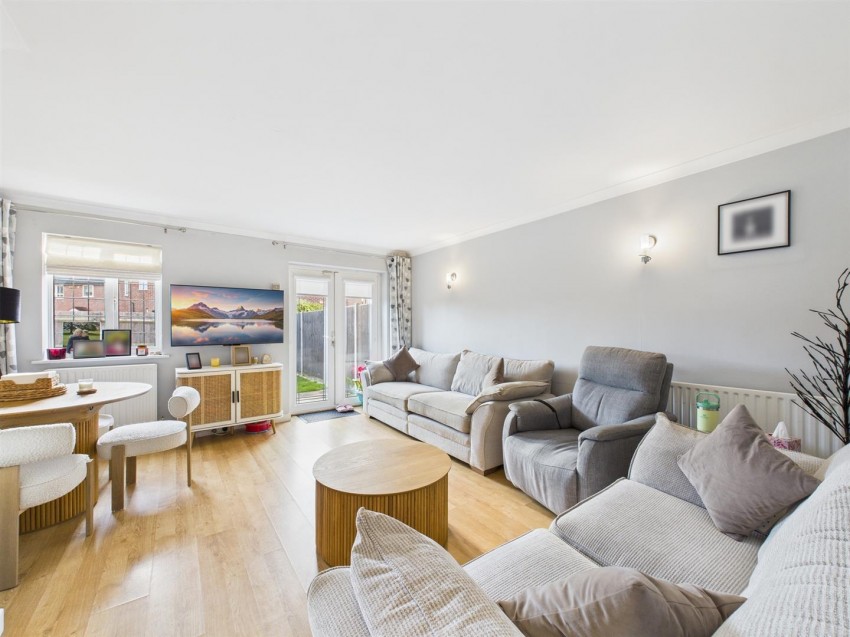 Images for Todd Close, The Willows, Aylesbury