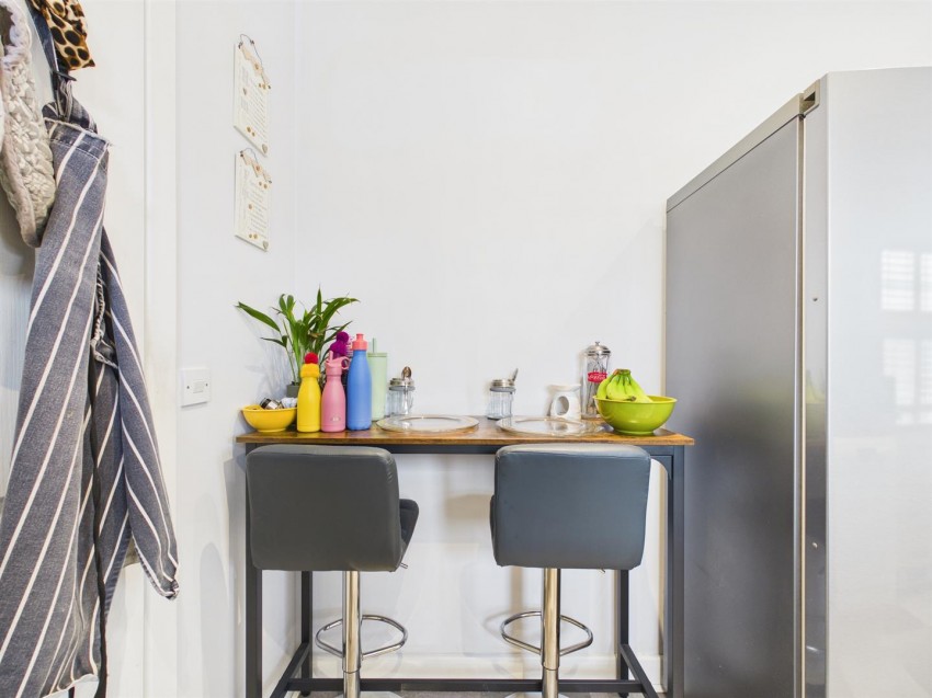 Images for Hampden Square, Fairford Leys, Aylesbury