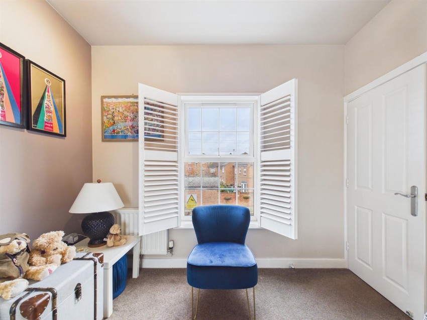 Images for Hampden Square, Fairford Leys, Aylesbury