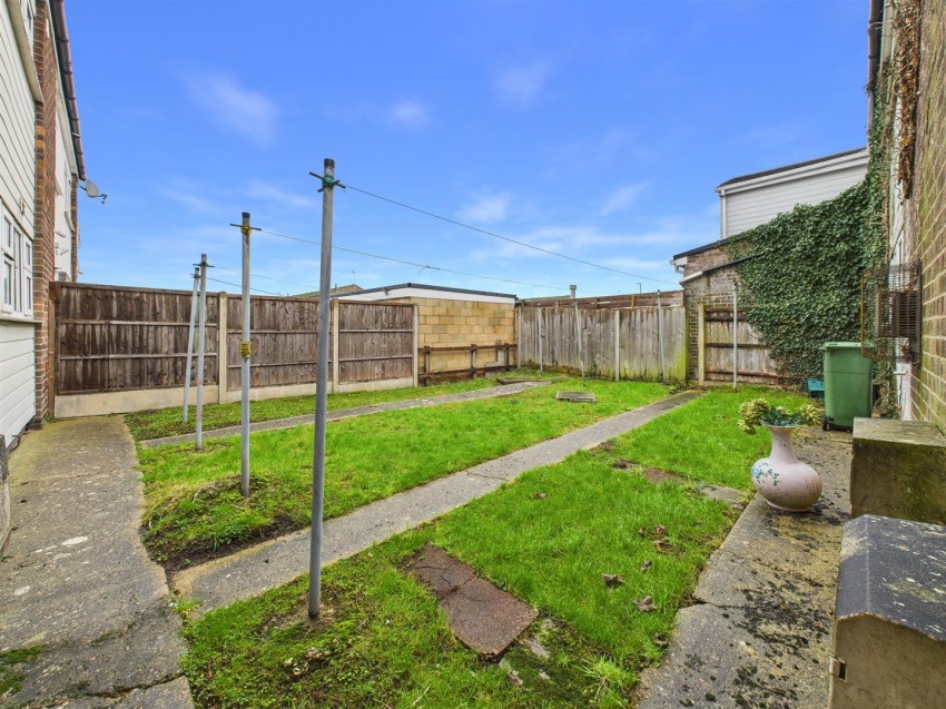 Images for Somerville Way, Prebendal Farm, Aylesbury