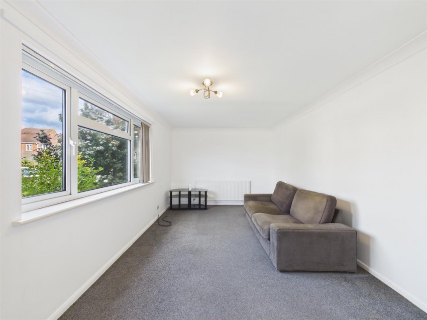 Images for Cleveland Road, Elmhurst, Aylesbury