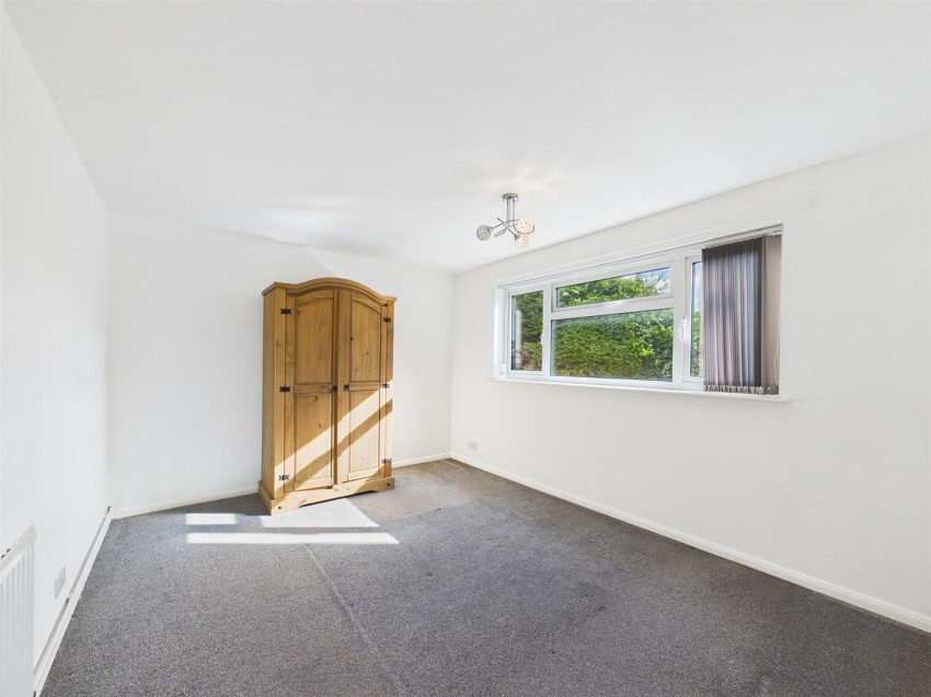 Images for Cleveland Road, Elmhurst, Aylesbury