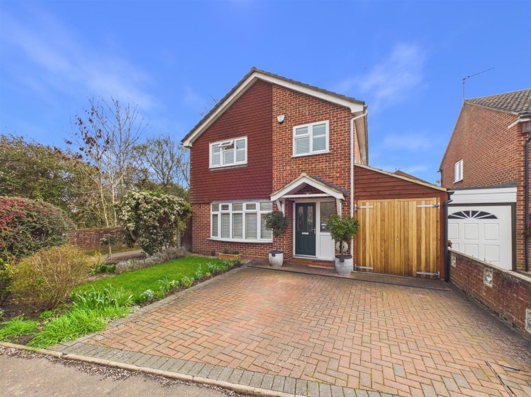 Rowland Way, Hartwell, Aylesbury