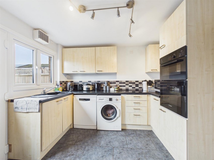 Images for Barnard Crescent, Aylesbury, Buckinghamshire