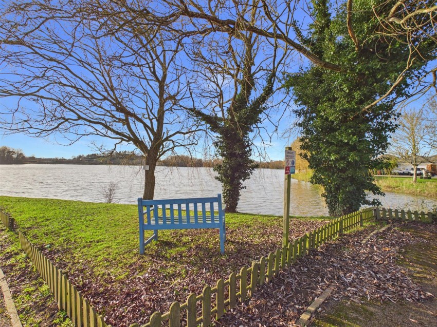 Images for The Osprey, Watermead, Aylesbury