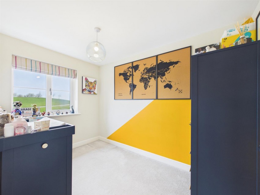 Images for Glenton Green, Berryfields, Aylesbury