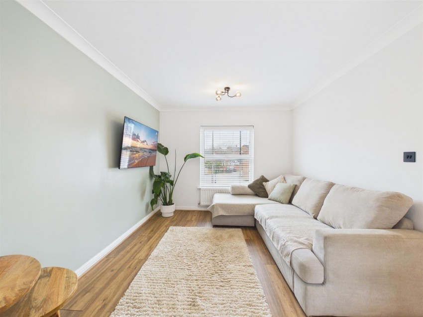 Images for Wedgewood Street, Fairford Leys, Aylesbury