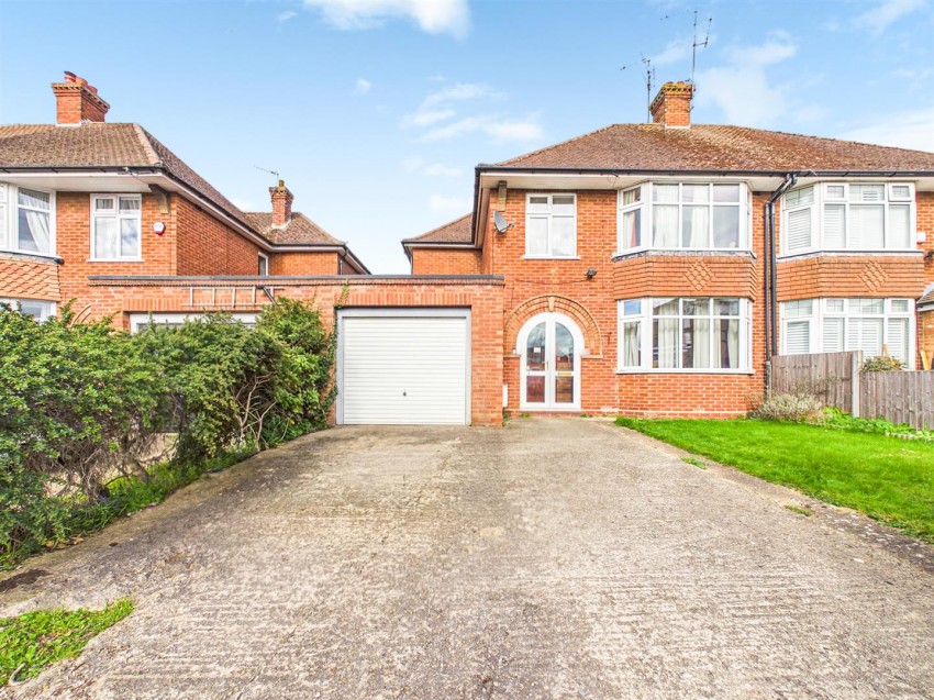 Images for Broughton Avenue, Broughton, Aylesbury