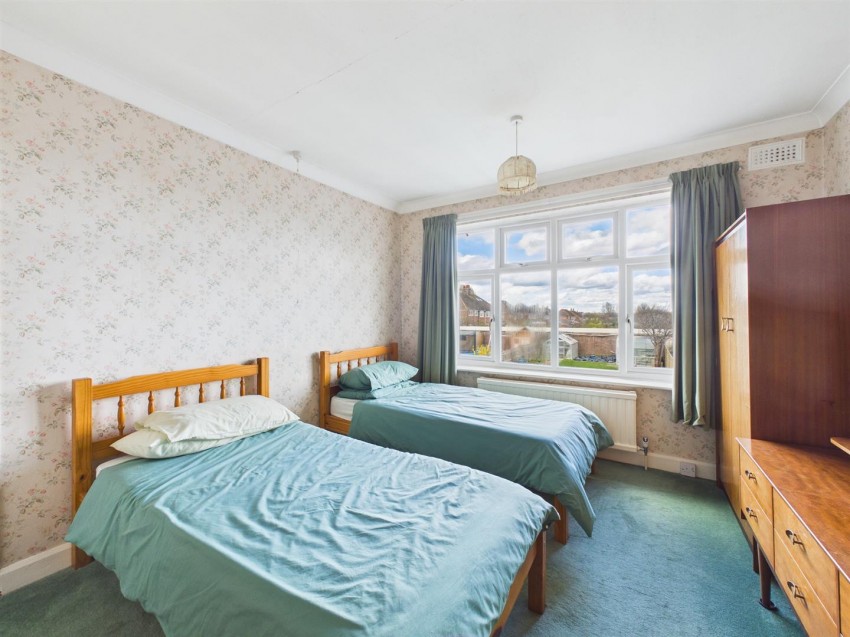 Images for Broughton Avenue, Broughton, Aylesbury