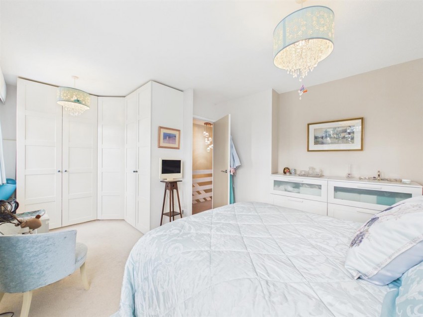 Images for Tamar Close, Hawkslade, Aylesbury