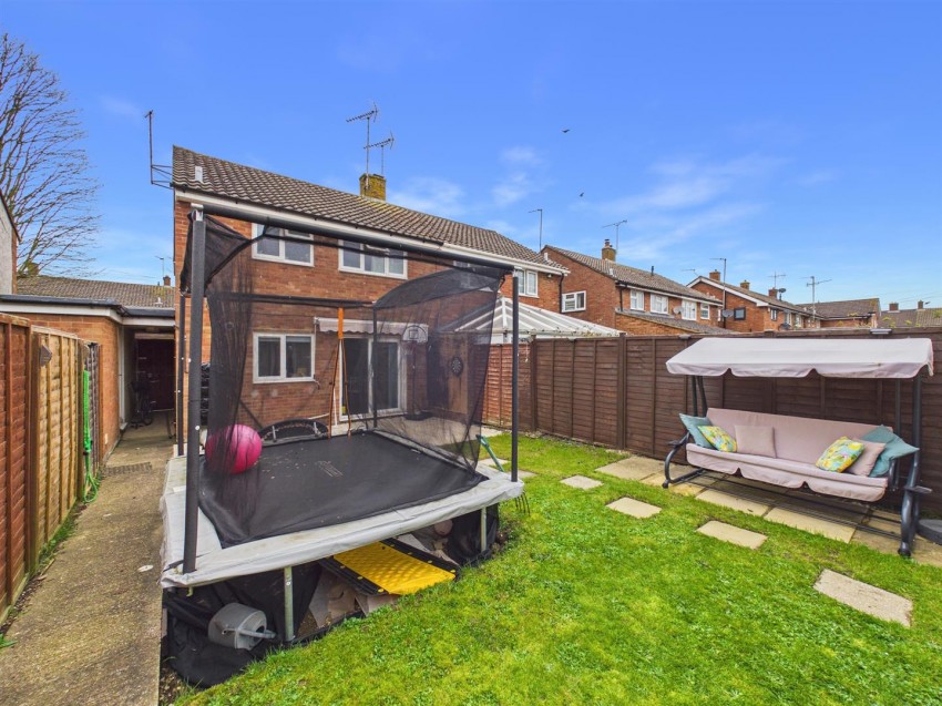Images for Cradley Walk, Elmhurst, Aylesbury