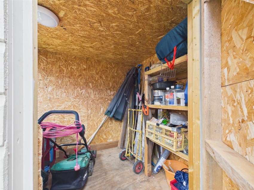 Images for Cradley Walk, Elmhurst, Aylesbury