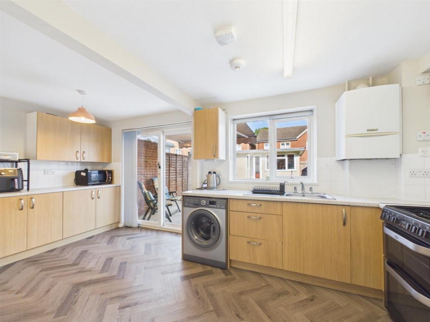 Images for Cradley Walk, Elmhurst, Aylesbury